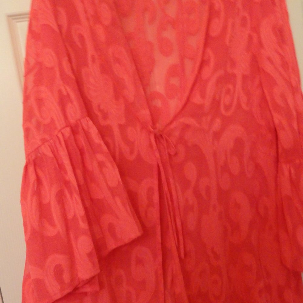 Lilly Pulitzer Motley Cover-up in Spicy Coral Poly Crepe Swirl Clip Size LARGE